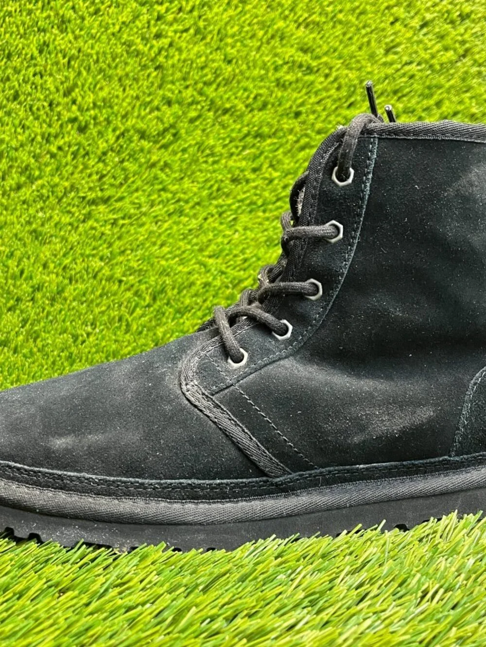 UGG Harkley Mens Size 9 Black Casual Outdoor Waterproof Suede Chukka Boots